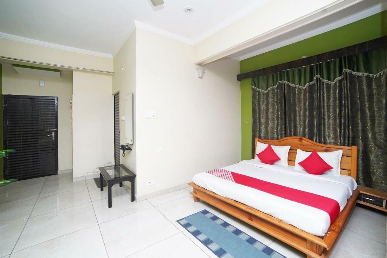 Oyo 37525 Hotel Mall Palace Pithoragarh Exterior photo